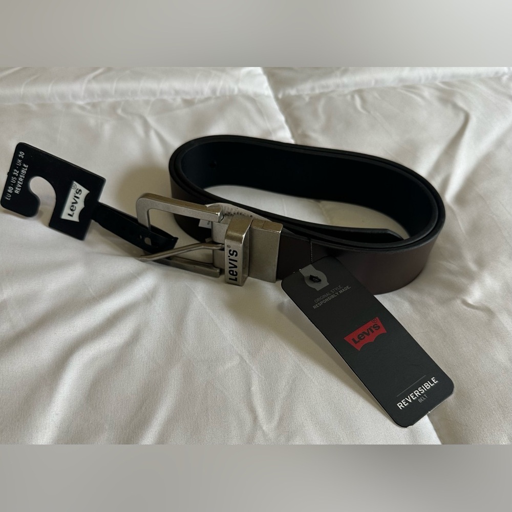 Levi's Black and Brown Reversible Belt
